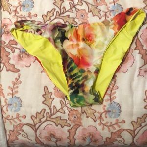 Beach bunny swim bottoms!